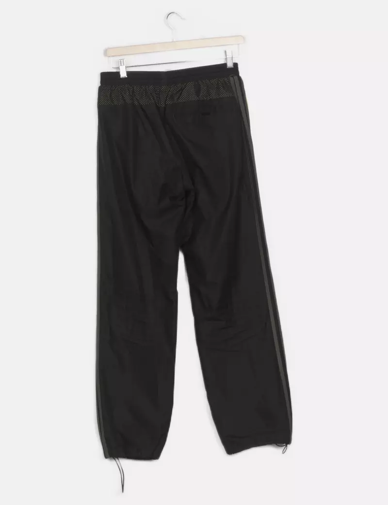 Adidas Pantalones de chándal y joggers