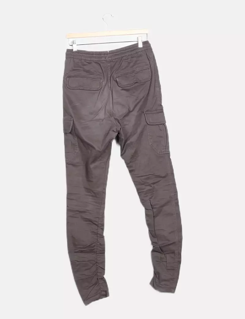 Bershka Pantalones de chándal y joggers Skinny o pitillo o slim