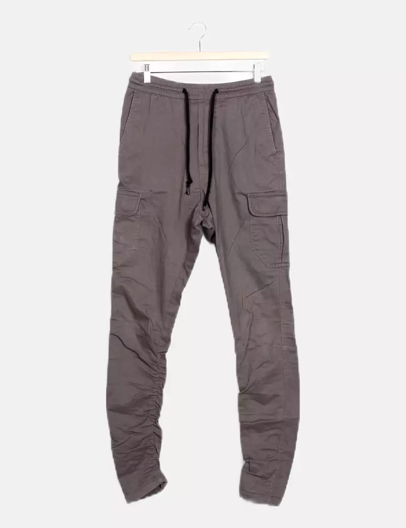 Bershka Pantalones de chándal y joggers Skinny o pitillo o slim